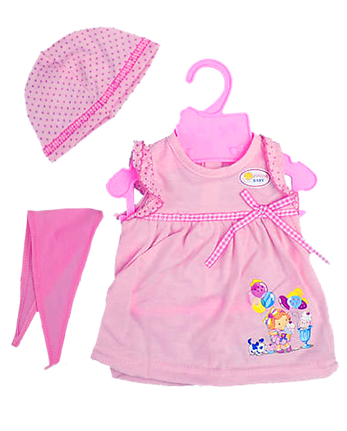 Розовое платье с шапочкой и косынкой